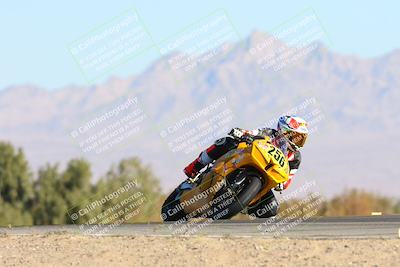 media/Jan-12-2025-CVMA (Sun) [[be1d2b16e3]]/Race 3-Amateur Supersport Middleweight/